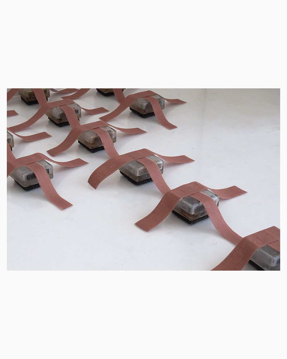 Daniela Trabold zeigt Kunst und Objekte in der coopgold Schmuckwerkstatt Berlin