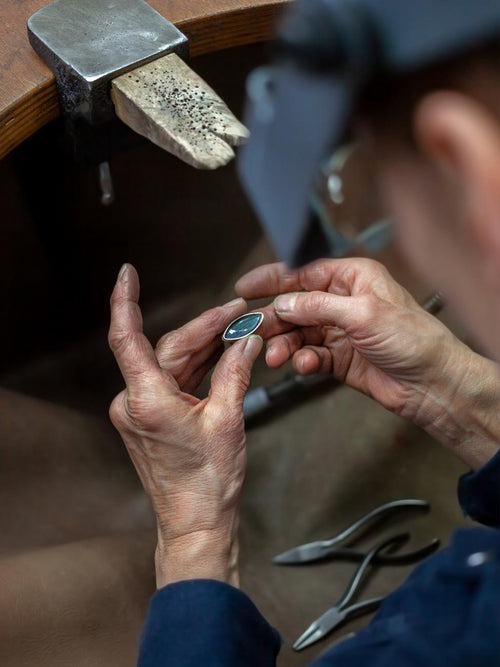 Goldschmiedehandwerk praktisch erleben in der coopgold Schmuckwerkstatt Berlin — DIY für Anfänger und Fortgeschrittene