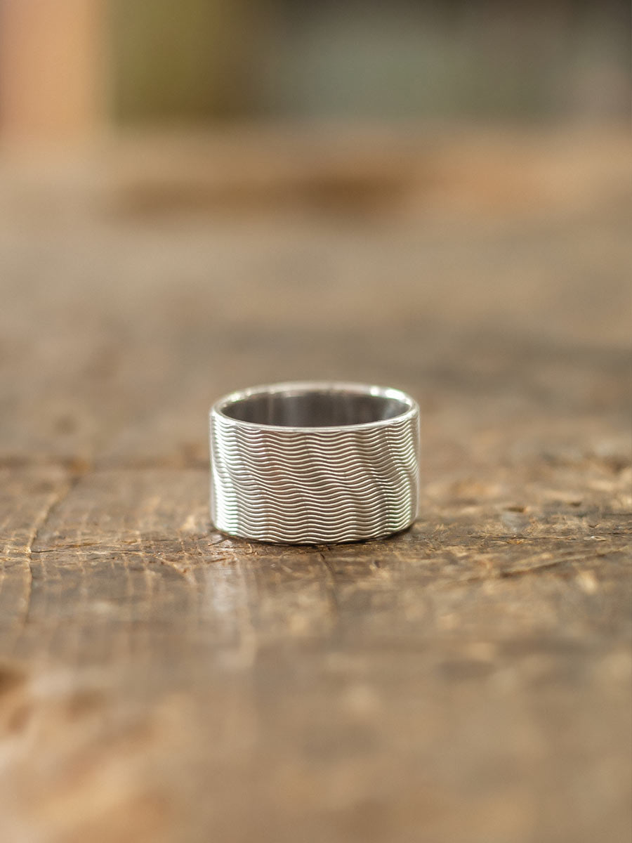 Schmuck Workshop Guillochieren bei coopgold Berlin — Ring aus Silber zum selber machen für Goldschmiede und Anfänger